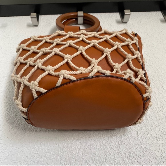 Lulu’s Bag 😍 - Picture 5 of 13